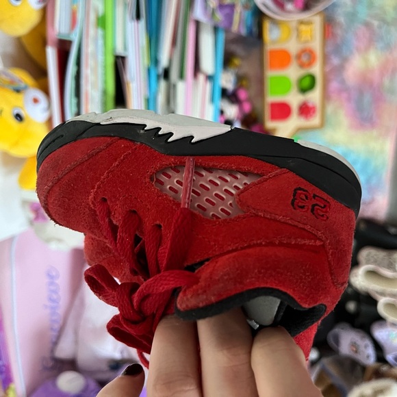 Toddler Jordan 5 retro university red black and white - Picture 3 of 4